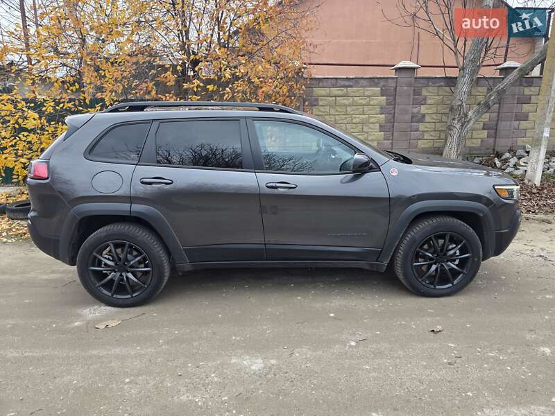 Позашляховик / Кросовер Jeep Cherokee 2022 в Запоріжжі