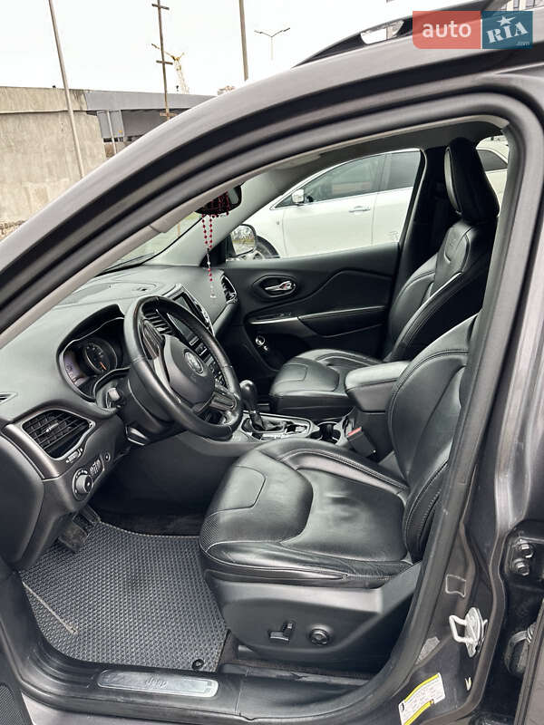 Позашляховик / Кросовер Jeep Cherokee 2018 в Івано-Франківську