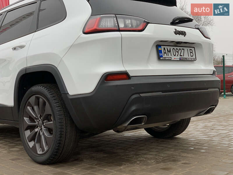 Внедорожник / Кроссовер Jeep Cherokee 2021 в Бердичеве