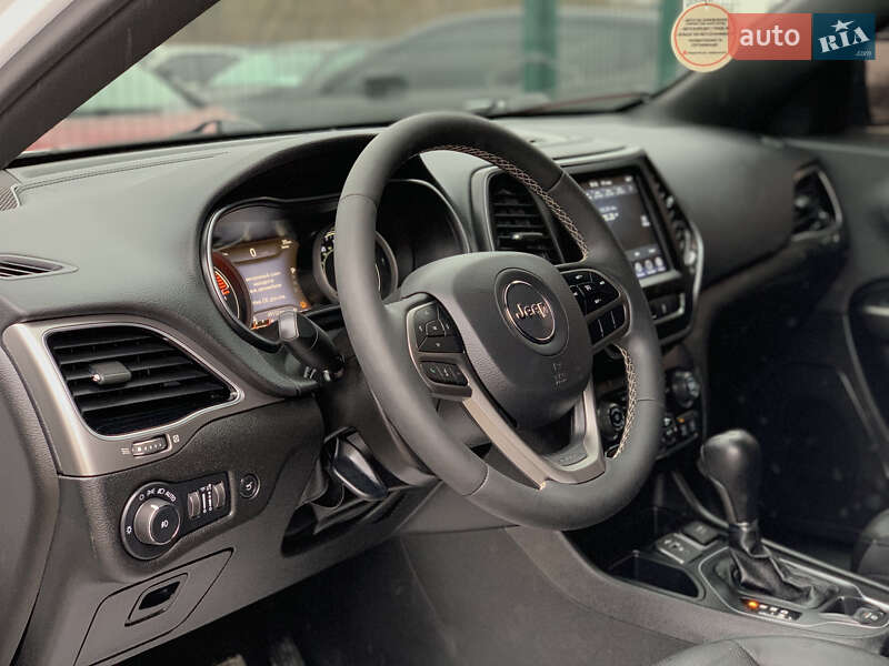 Внедорожник / Кроссовер Jeep Cherokee 2021 в Бердичеве