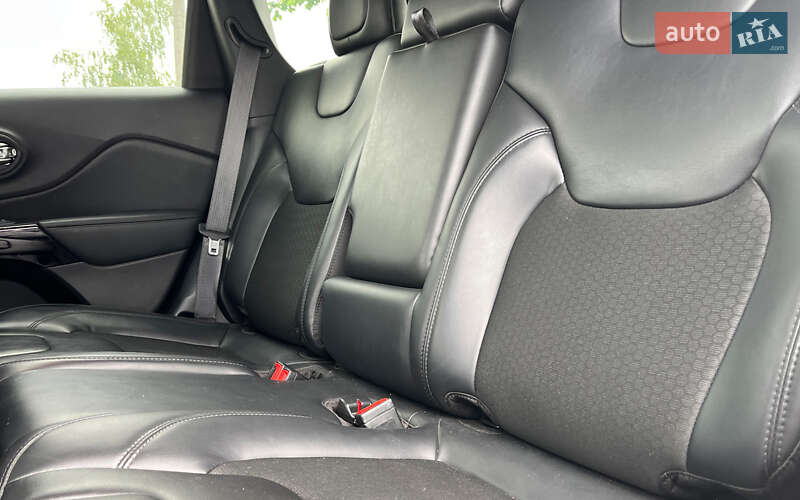 Внедорожник / Кроссовер Jeep Cherokee 2020 в Коломые фото 22 Внедорожник / Кроссовер Jeep Cherokee 2020 в Коломые