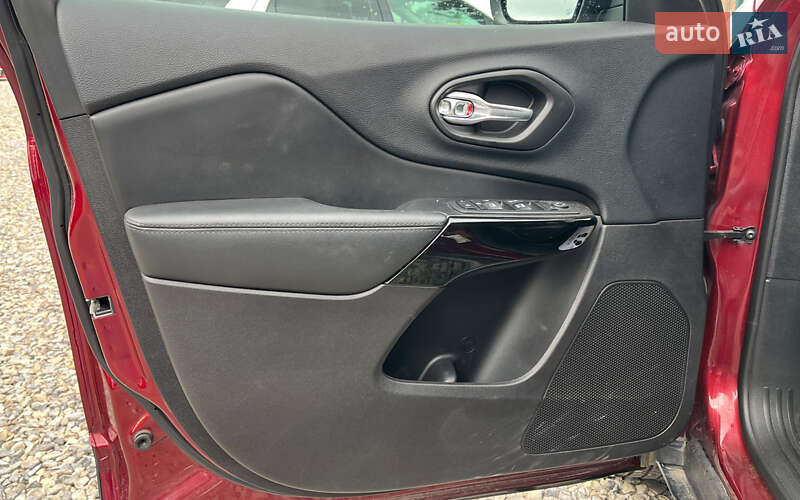 Внедорожник / Кроссовер Jeep Cherokee 2020 в Коломые фото 25 Внедорожник / Кроссовер Jeep Cherokee 2020 в Коломые