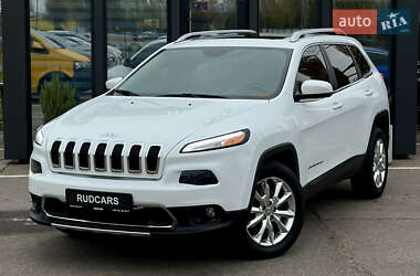 Внедорожник / Кроссовер Jeep Cherokee 2015 в Кременчуге