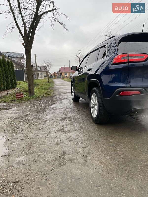 Позашляховик / Кросовер Jeep Cherokee 2017 в Богородчанах