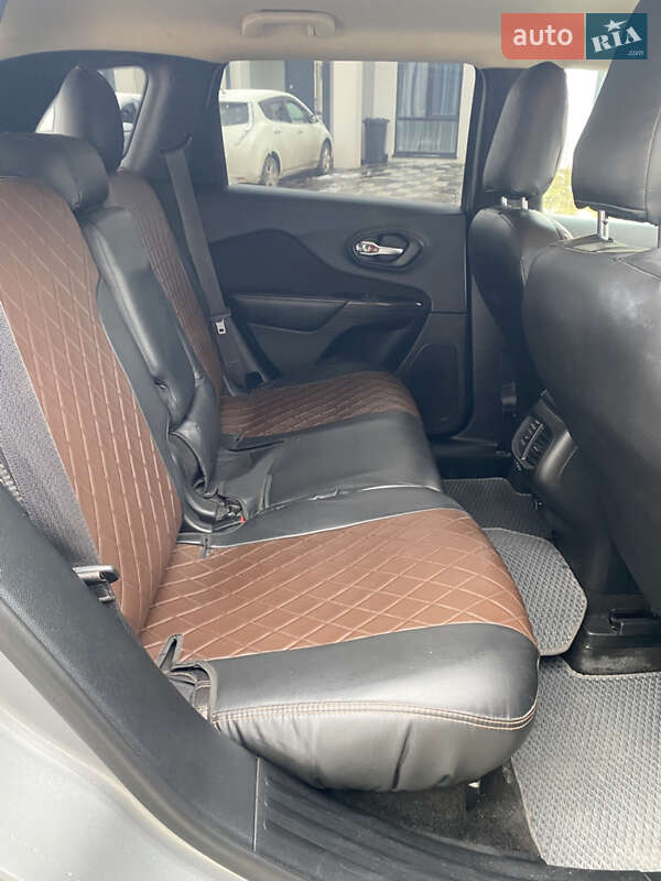 Позашляховик / Кросовер Jeep Cherokee 2014 в Рівному фото 27 Позашляховик / Кросовер Jeep Cherokee 2014 в Рівному