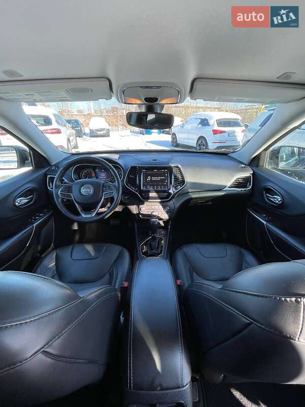 Внедорожник / Кроссовер Jeep Cherokee 2019 в Львове