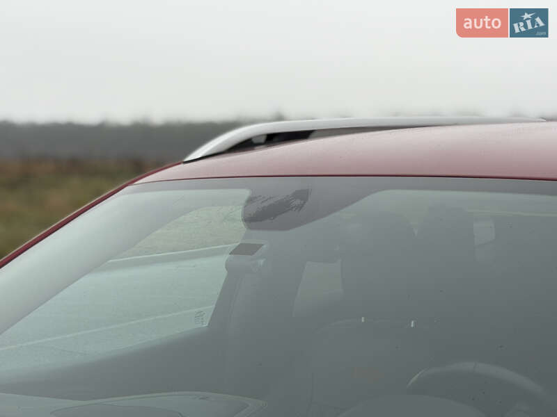 Внедорожник / Кроссовер Jeep Cherokee 2015 в Виннице