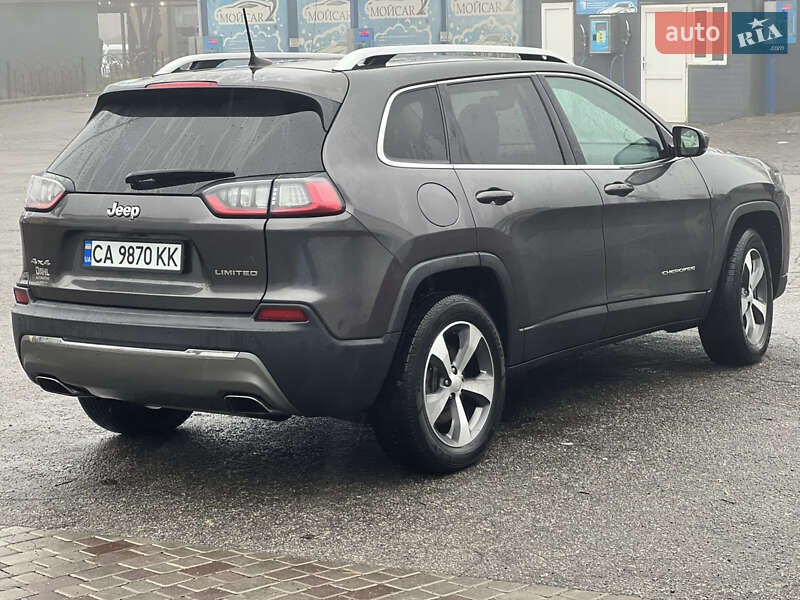 Позашляховик / Кросовер Jeep Cherokee 2019 в Черкасах