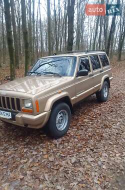 Позашляховик / Кросовер Jeep Cherokee 1998 в Гайсину