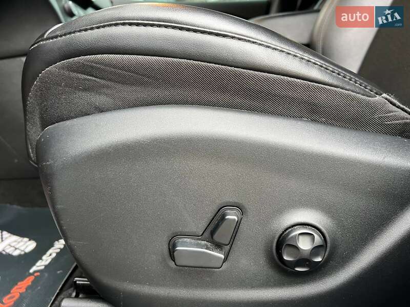 Внедорожник / Кроссовер Jeep Cherokee 2020 в Хмельницком