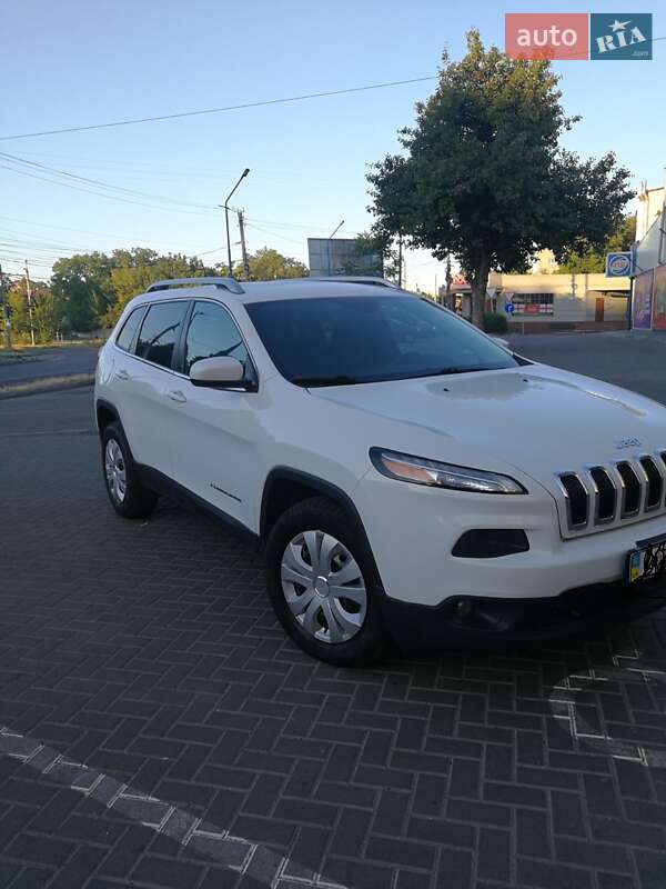 Позашляховик / Кросовер Jeep Cherokee 2015 в Кропивницькому