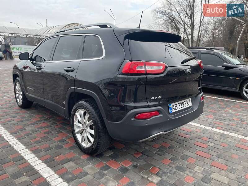 Внедорожник / Кроссовер Jeep Cherokee 2016 в Днепре