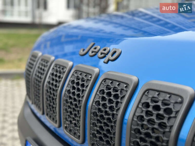 Позашляховик / Кросовер Jeep Cherokee 2019 в Полтаві