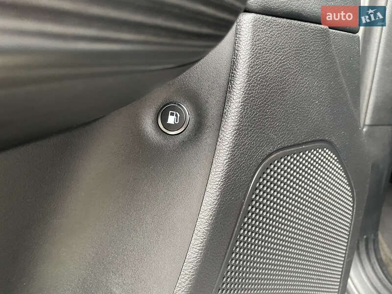 Внедорожник / Кроссовер Jeep Cherokee 2014 в Лубнах