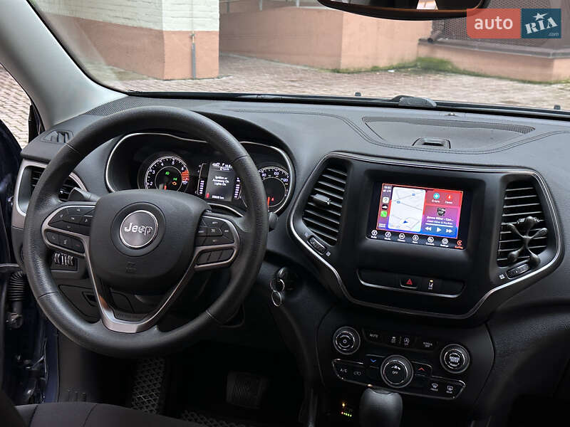 Позашляховик / Кросовер Jeep Cherokee 2021 в Ромнах