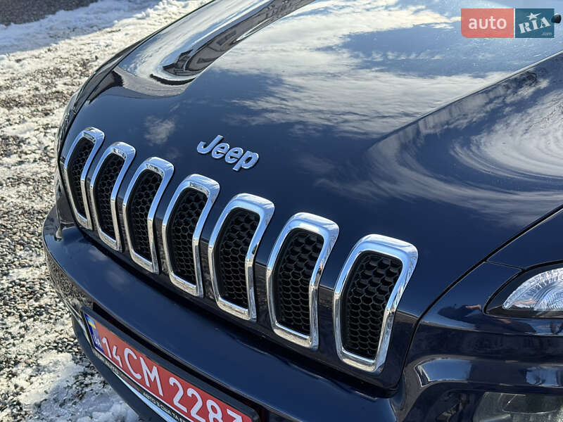 Позашляховик / Кросовер Jeep Cherokee 2015 в Стрию