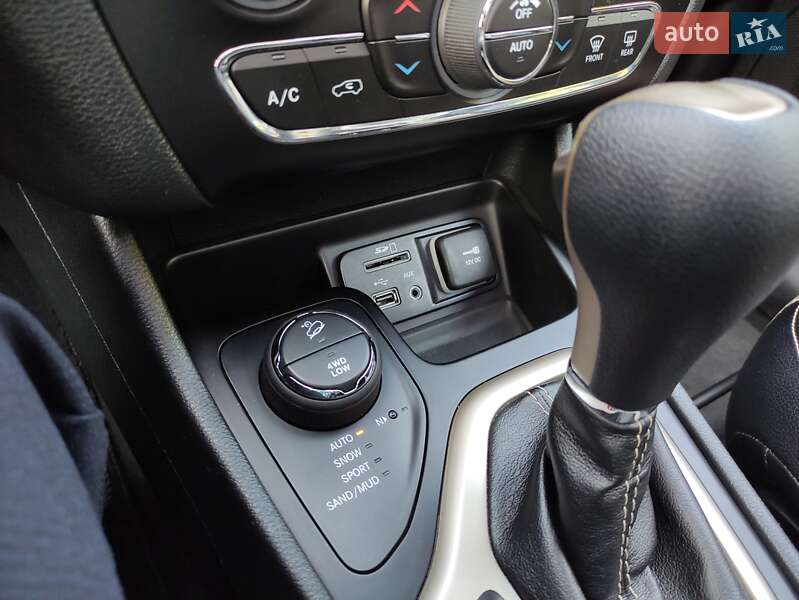 Внедорожник / Кроссовер Jeep Cherokee 2014 в Брюховичах фото 15 Внедорожник / Кроссовер Jeep Cherokee 2014 в Брюховичах