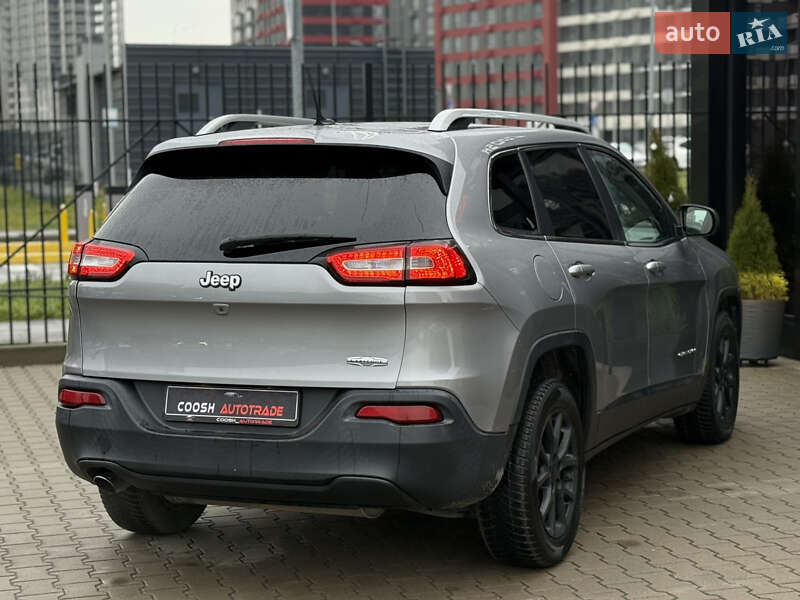 Позашляховик / Кросовер Jeep Cherokee 2015 в Києві фото 11 Позашляховик / Кросовер Jeep Cherokee 2015 в Києві