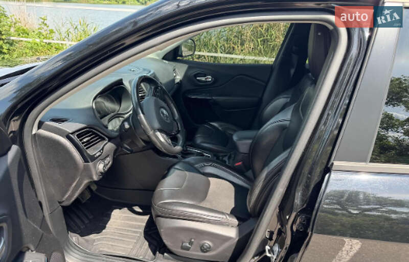 Позашляховик / Кросовер Jeep Cherokee 2019 в Хмельницькому