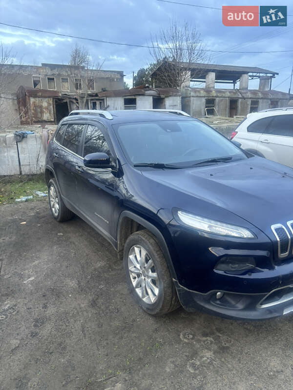 Позашляховик / Кросовер Jeep Cherokee 2015 в Білгороді-Дністровському фото 3 Позашляховик / Кросовер Jeep Cherokee 2015 в Білгороді-Дністровському