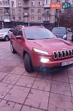 Внедорожник / Кроссовер Jeep Cherokee 2016 в Киеве