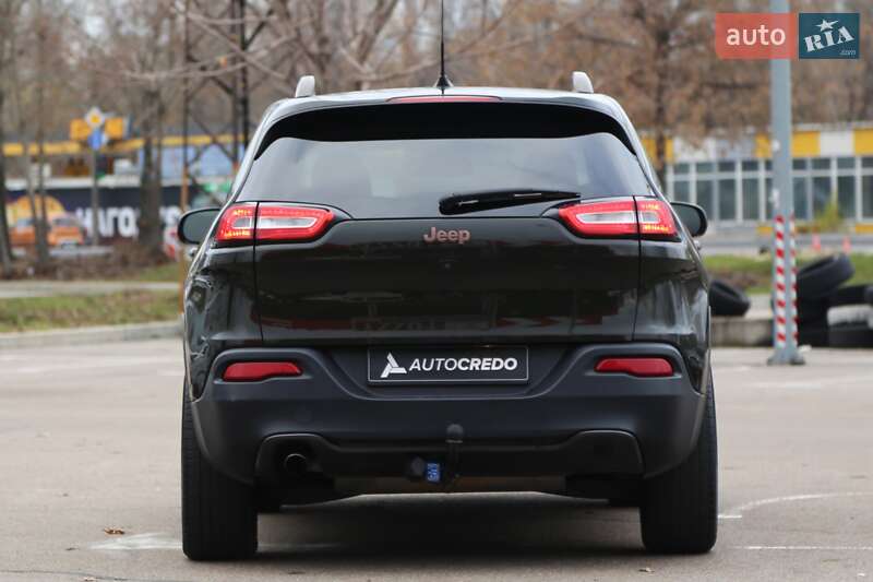 Позашляховик / Кросовер Jeep Cherokee 2016 в Києві