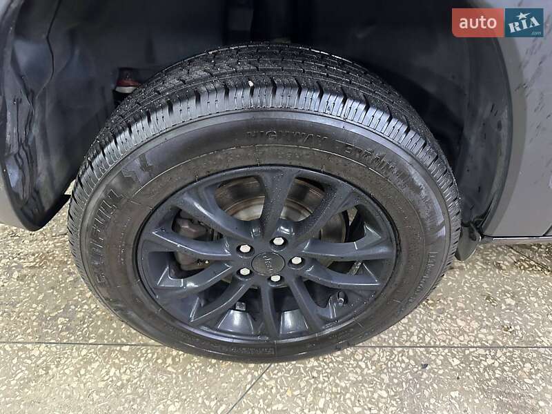 Позашляховик / Кросовер Jeep Cherokee 2018 в Полтаві фото 21 Позашляховик / Кросовер Jeep Cherokee 2018 в Полтаві