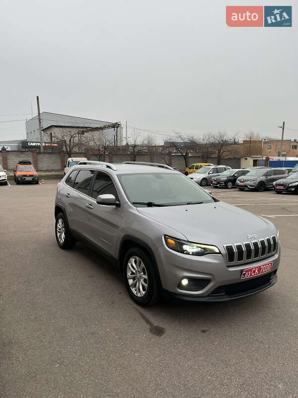 Внедорожник / Кроссовер Jeep Cherokee 2019 в Ровно
