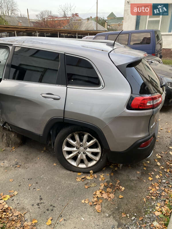 Позашляховик / Кросовер Jeep Cherokee 2017 в Черкасах