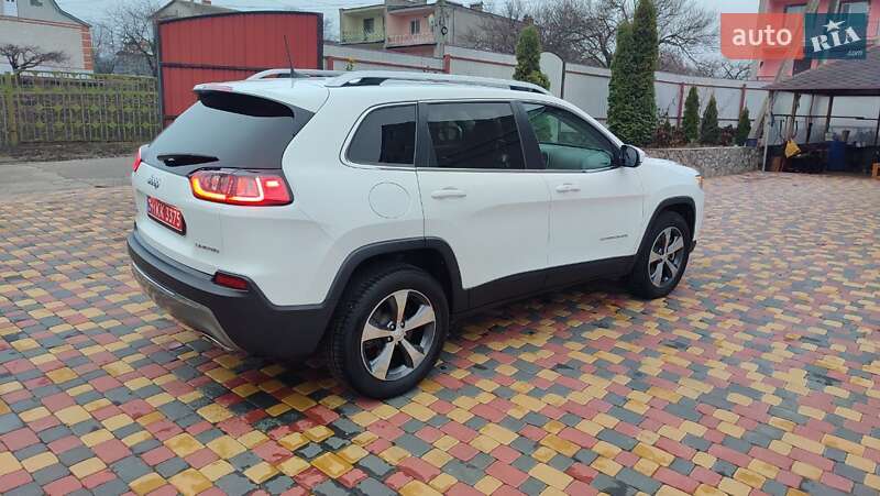 Позашляховик / Кросовер Jeep Cherokee 2019 в Полтаві