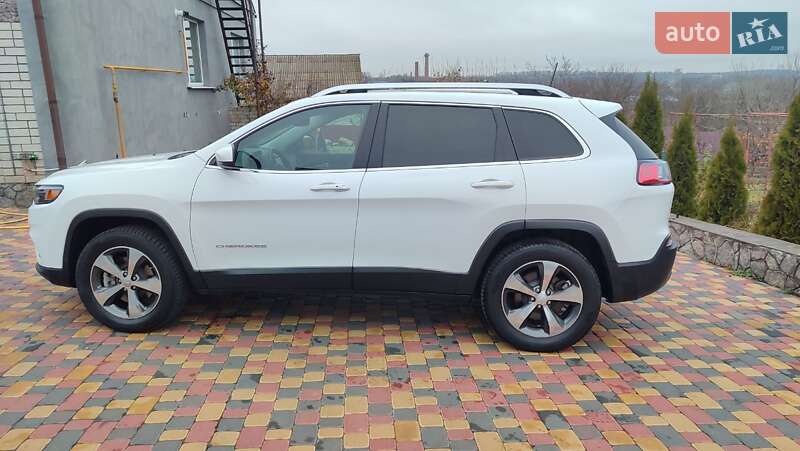 Позашляховик / Кросовер Jeep Cherokee 2019 в Полтаві