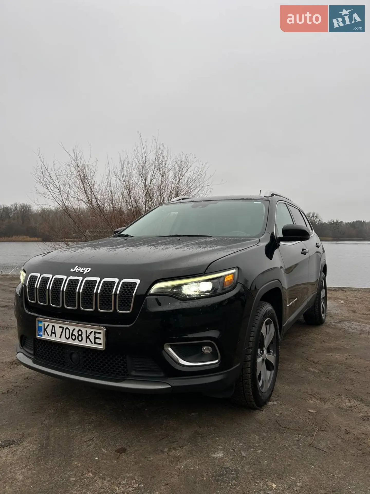 2018 Jeep Cherokee - фото 1