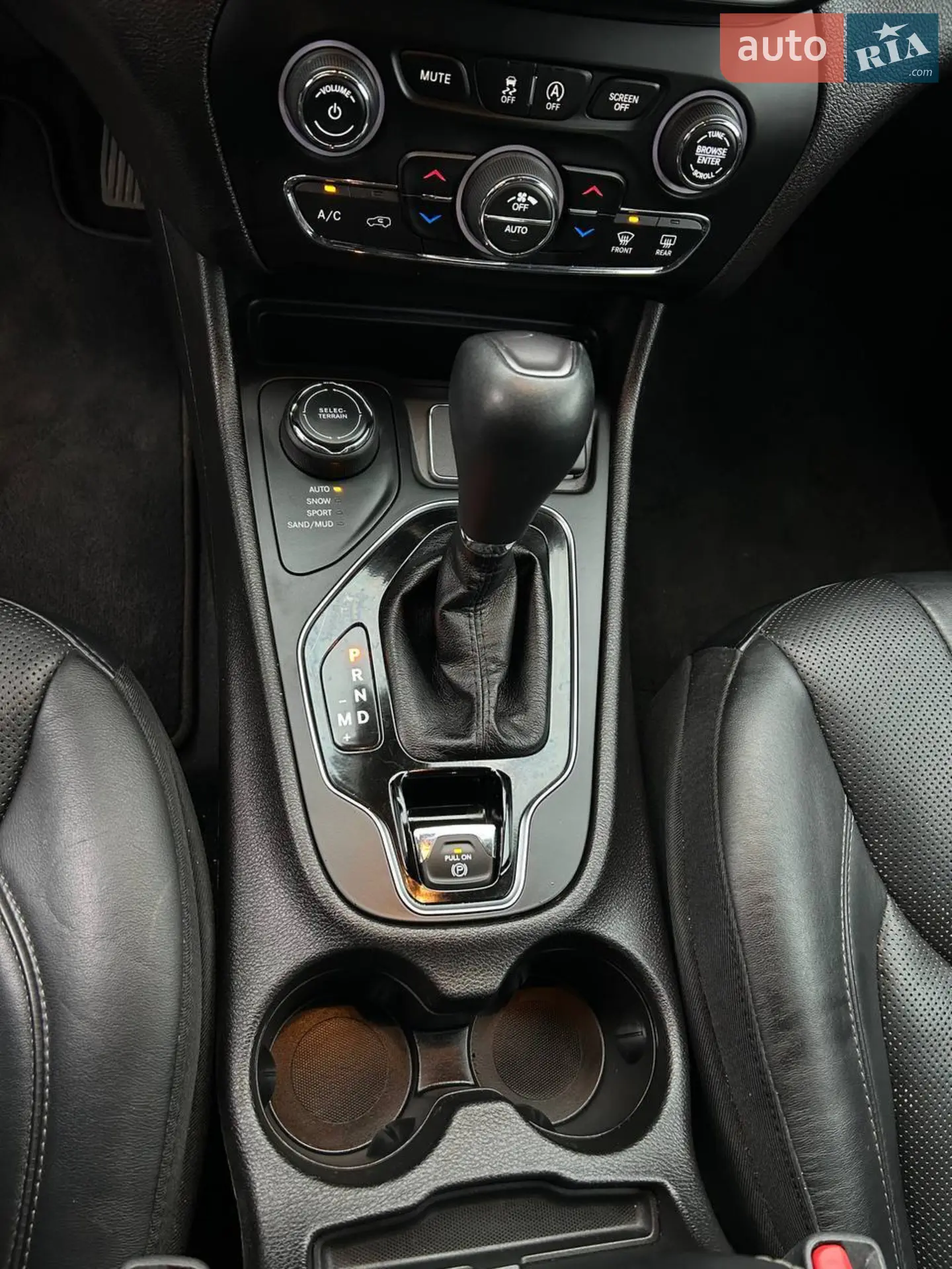 2018 Jeep Cherokee - мініатюра 19