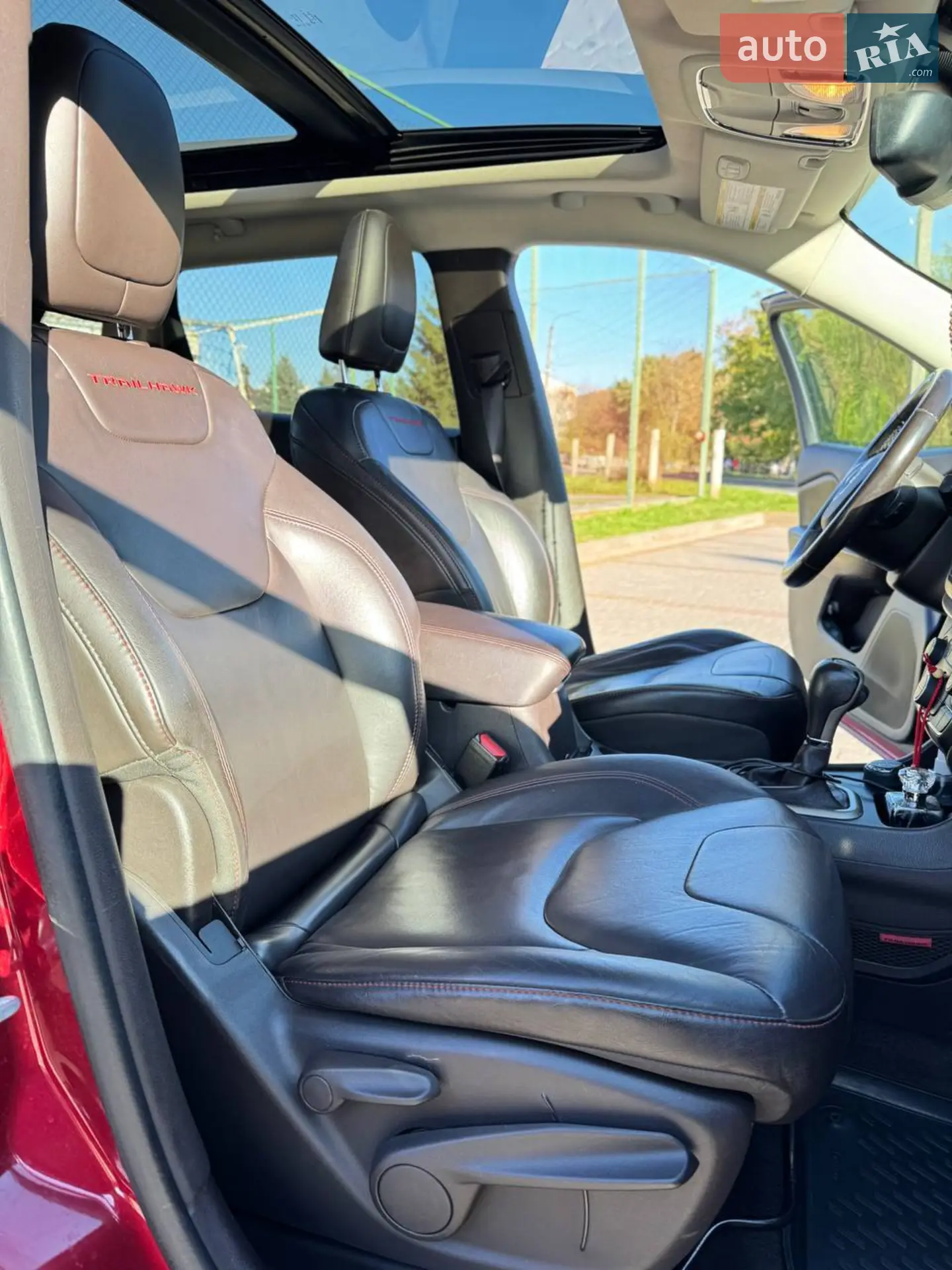 2014 Jeep Cherokee - мініатюра 22