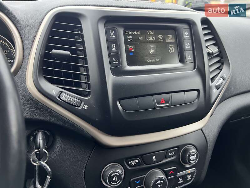 Позашляховик / Кросовер Jeep Cherokee 2014 в Києві фото 40 Позашляховик / Кросовер Jeep Cherokee 2014 в Києві