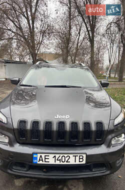 Внедорожник / Кроссовер Jeep Cherokee 2016 в Днепре