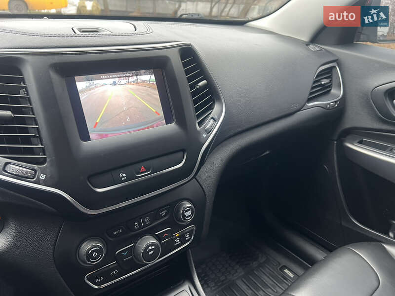 Внедорожник / Кроссовер Jeep Cherokee 2018 в Чернигове фото 29 Внедорожник / Кроссовер Jeep Cherokee 2018 в Чернигове