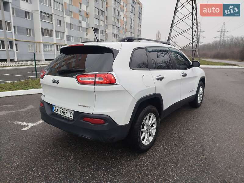 Внедорожник / Кроссовер Jeep Cherokee 2014 в Харькове