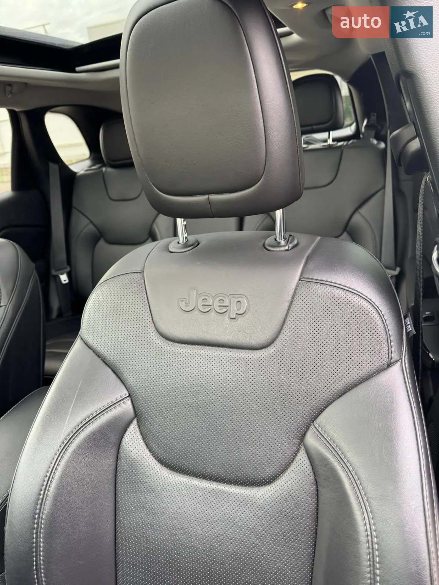2023 Jeep Cherokee - мініатюра 15