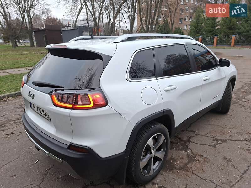 Внедорожник / Кроссовер Jeep Cherokee 2021 в Черкассах