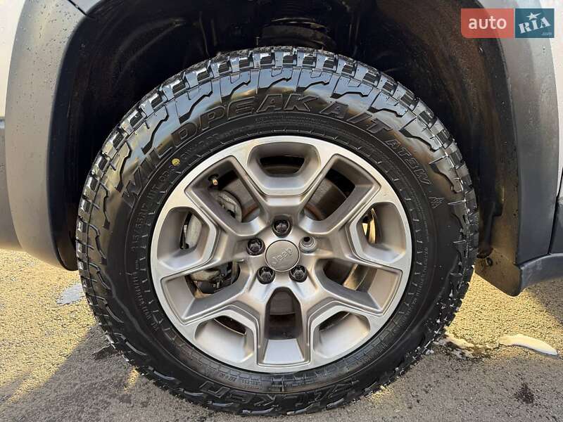 Внедорожник / Кроссовер Jeep Cherokee 2019 в Харькове фото 17 Внедорожник / Кроссовер Jeep Cherokee 2019 в Харькове