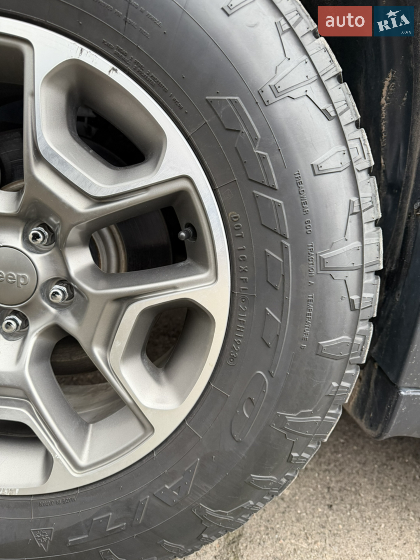 Jeep Cherokee 2020 VIN 1C4PJMBX2MD172963 фото оголошення 16 з 51