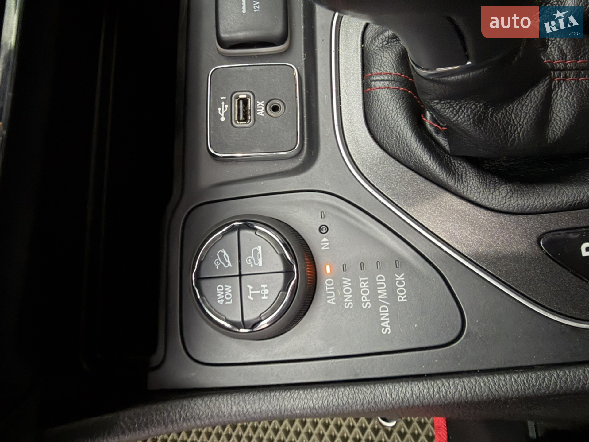 Jeep Cherokee 2020 VIN 1C4PJMBX2MD172963 фото оголошення 26 з 51