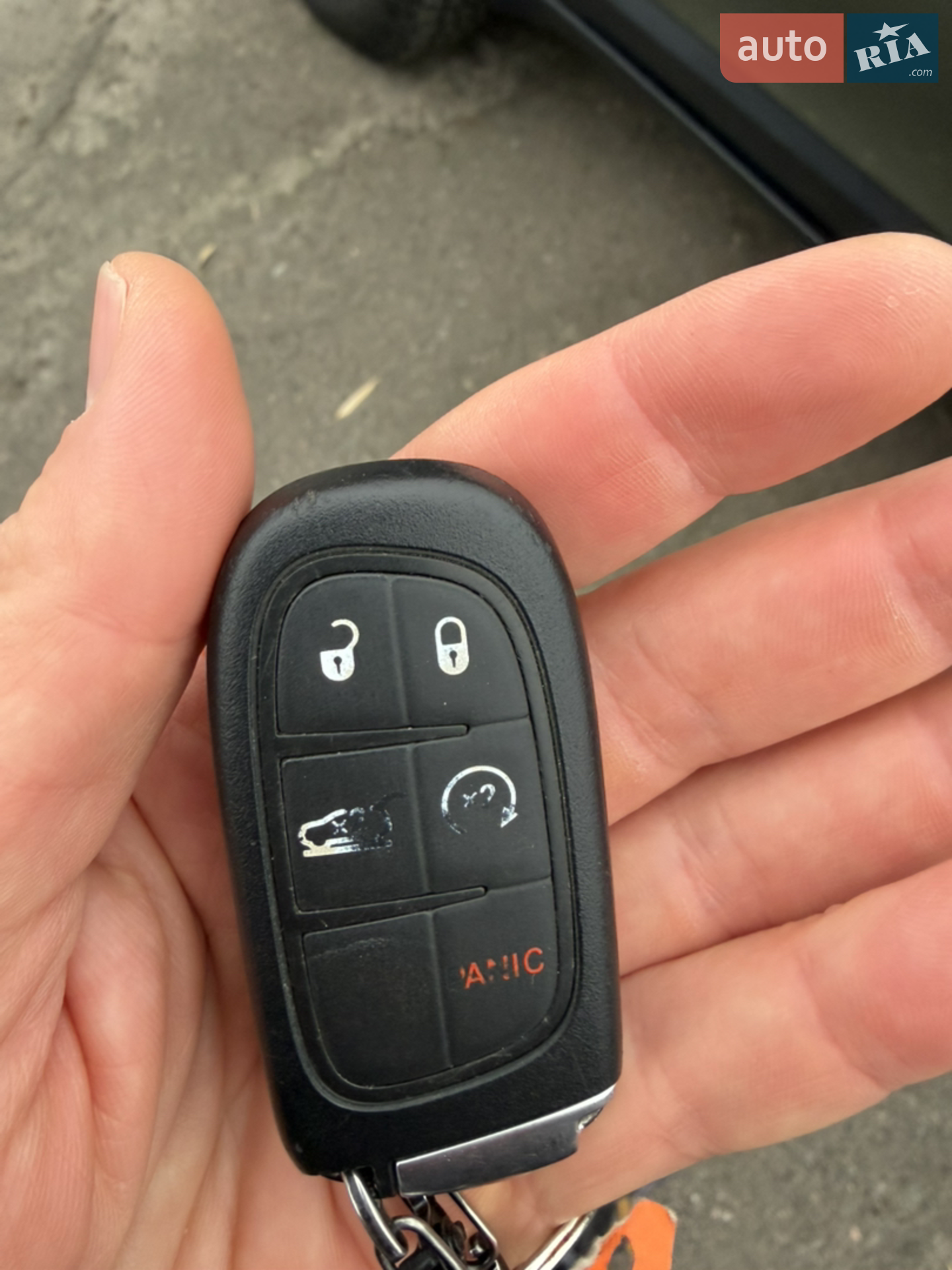 Jeep Cherokee 2020 VIN 1C4PJMBX2MD172963 фото оголошення 50 з 51