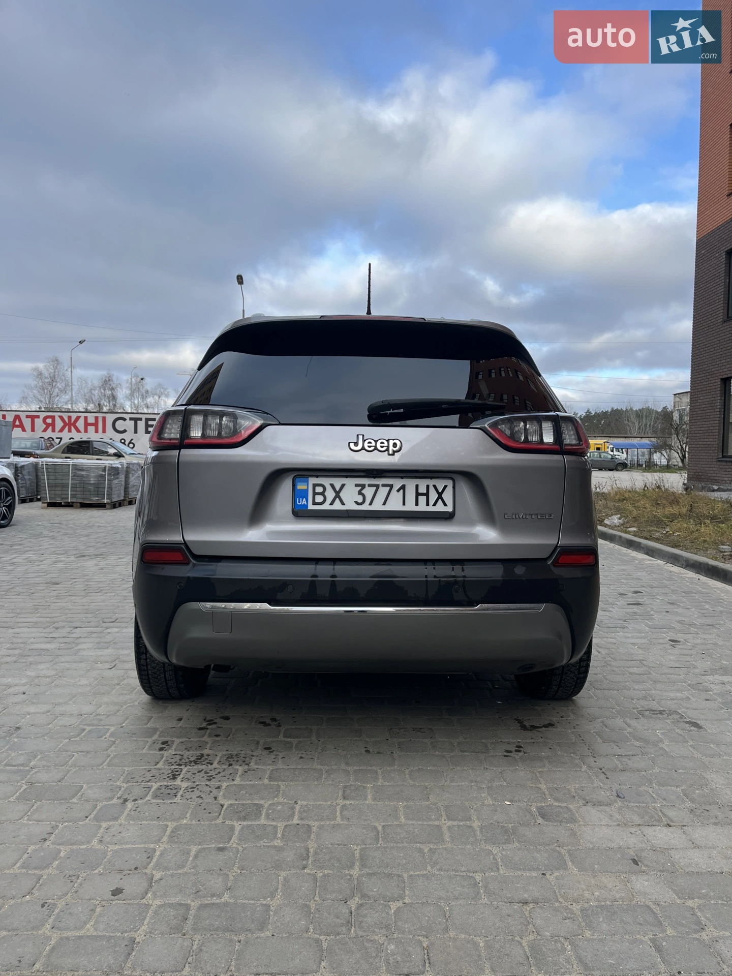 2019 Jeep Cherokee - мініатюра 4