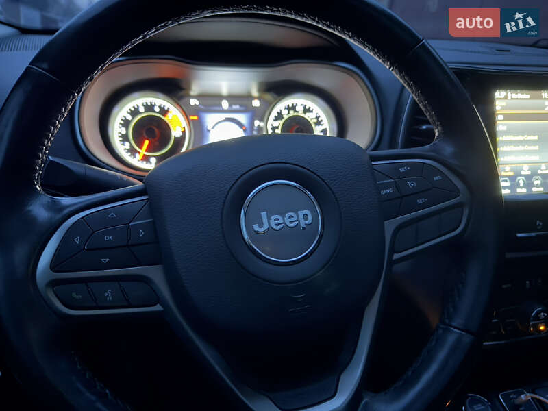 Внедорожник / Кроссовер Jeep Cherokee 2018 в Броварах