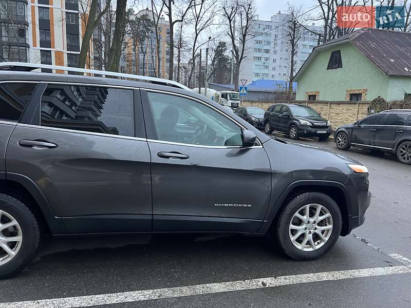 Позашляховик / Кросовер Jeep Cherokee 2014 в Києві фото 3 Позашляховик / Кросовер Jeep Cherokee 2014 в Києві