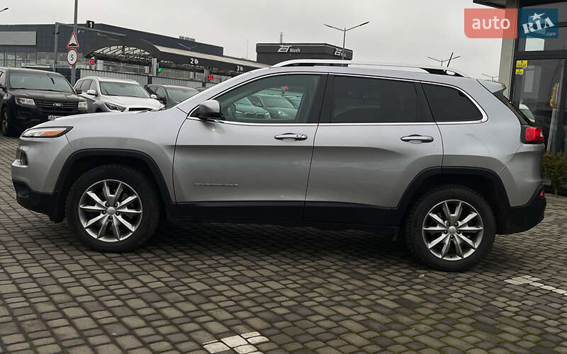 Внедорожник / Кроссовер Jeep Cherokee 2017 в Мукачево