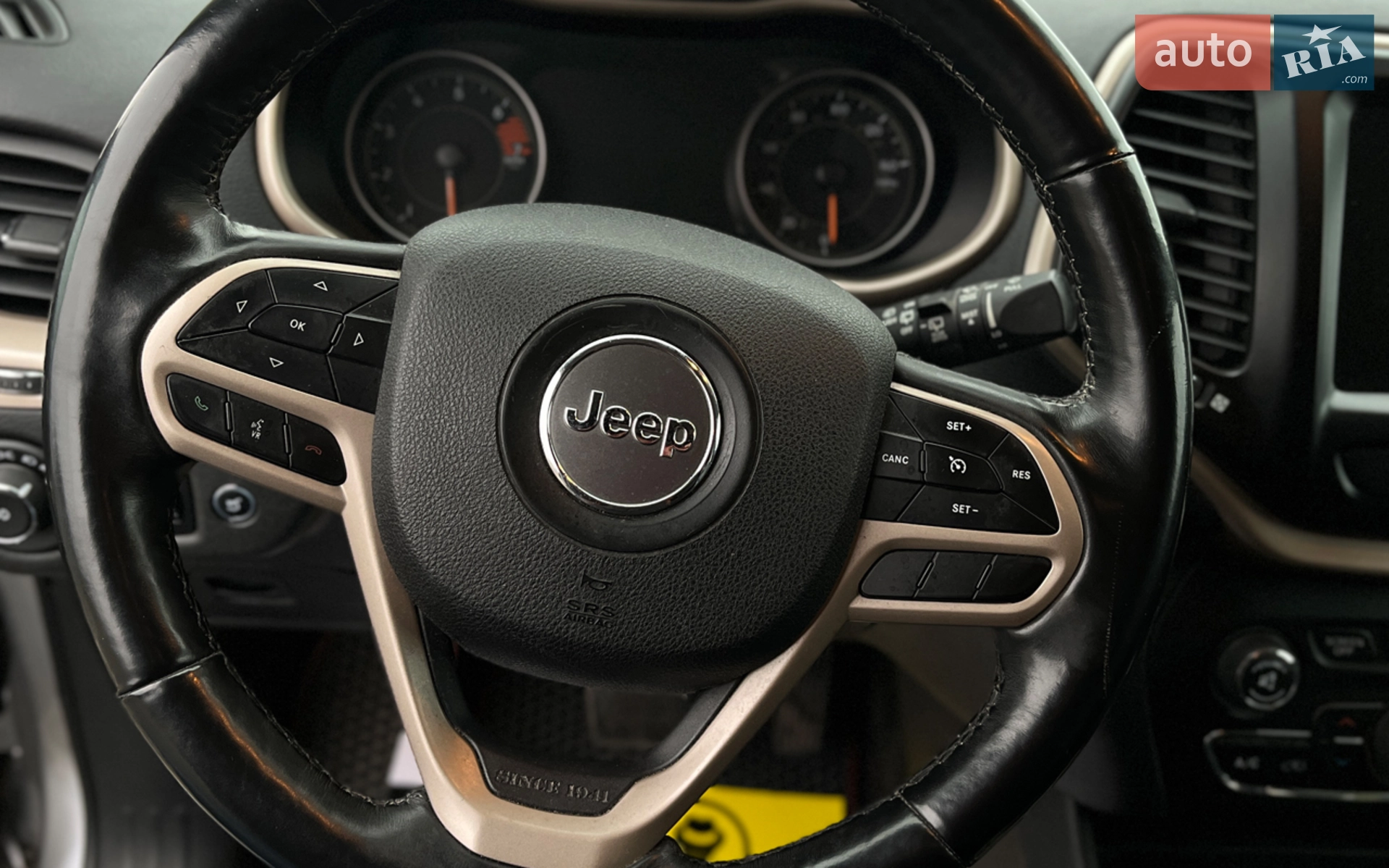 2017 Jeep Cherokee - мініатюра 13