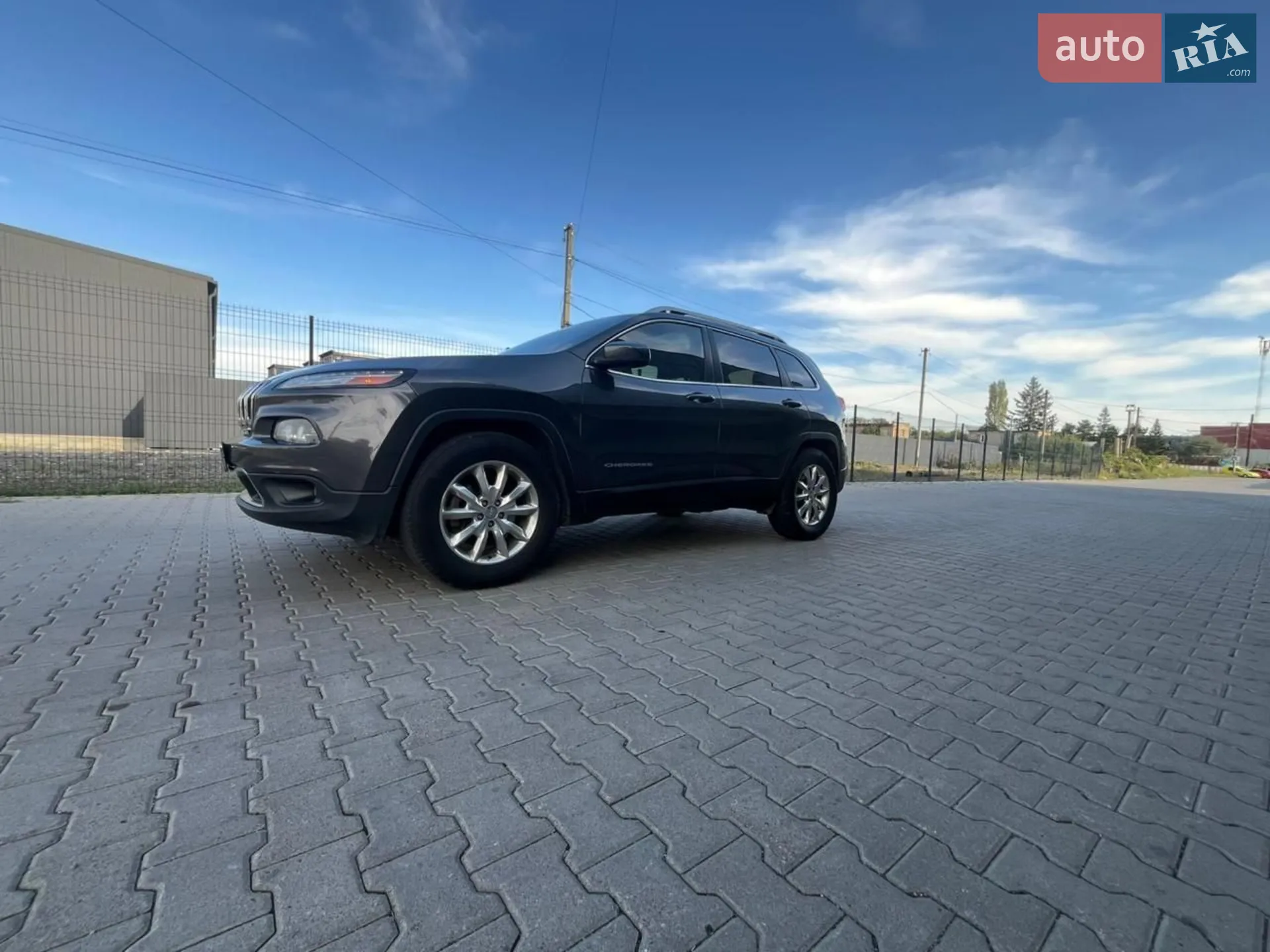 2015 Jeep Cherokee - мініатюра 81